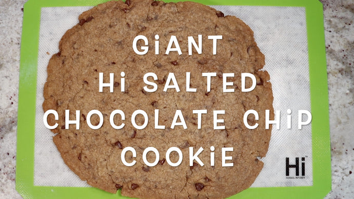 Giant Hi Salted Chocolate Chip Cookie